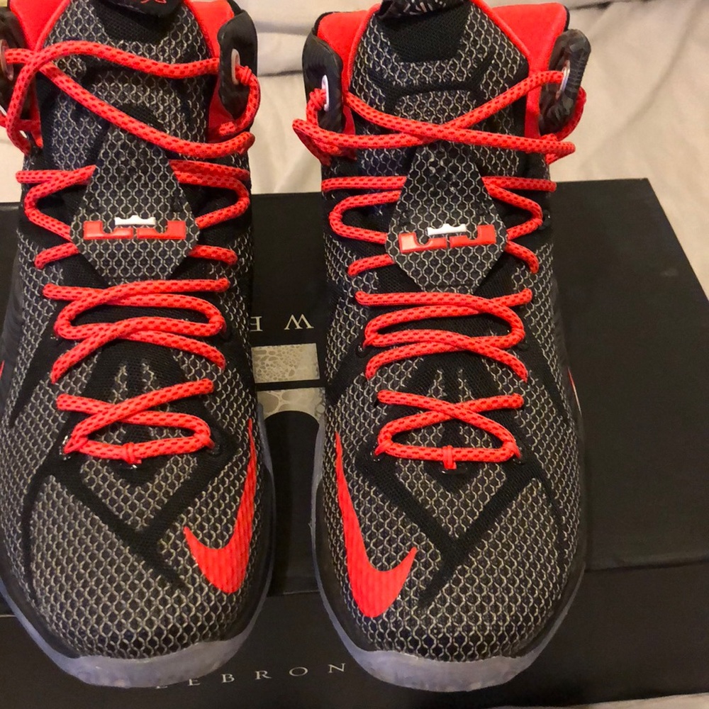 lebron 12 - Picture 3 of 7